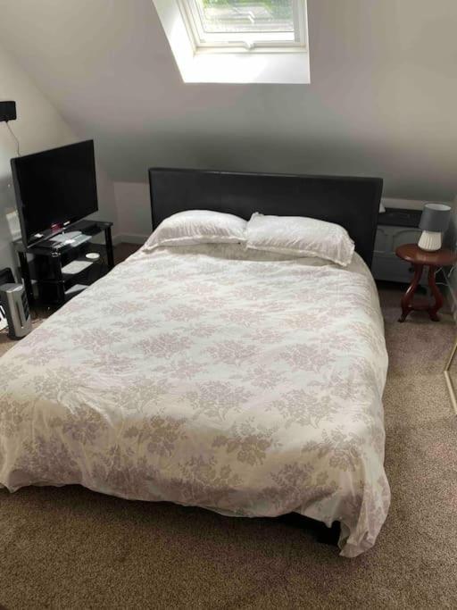 Helens Haven First Floor Apartment Via Stairs Престън Екстериор снимка